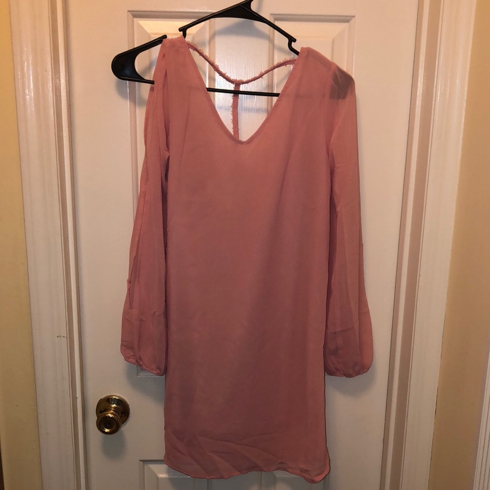 Women’s Balloon-Sleeve Pink Mini Dress